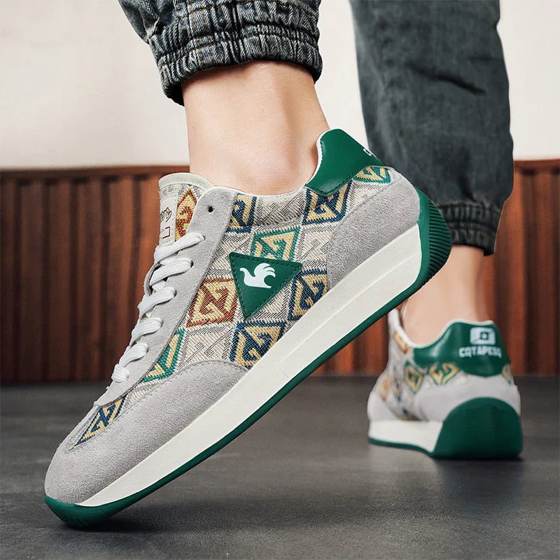 New Retro Brown Men's Sneakers Brand Designer Trainers Men Jogging Shoes Fashion Platform Shoes Men Beathable Running Shoes