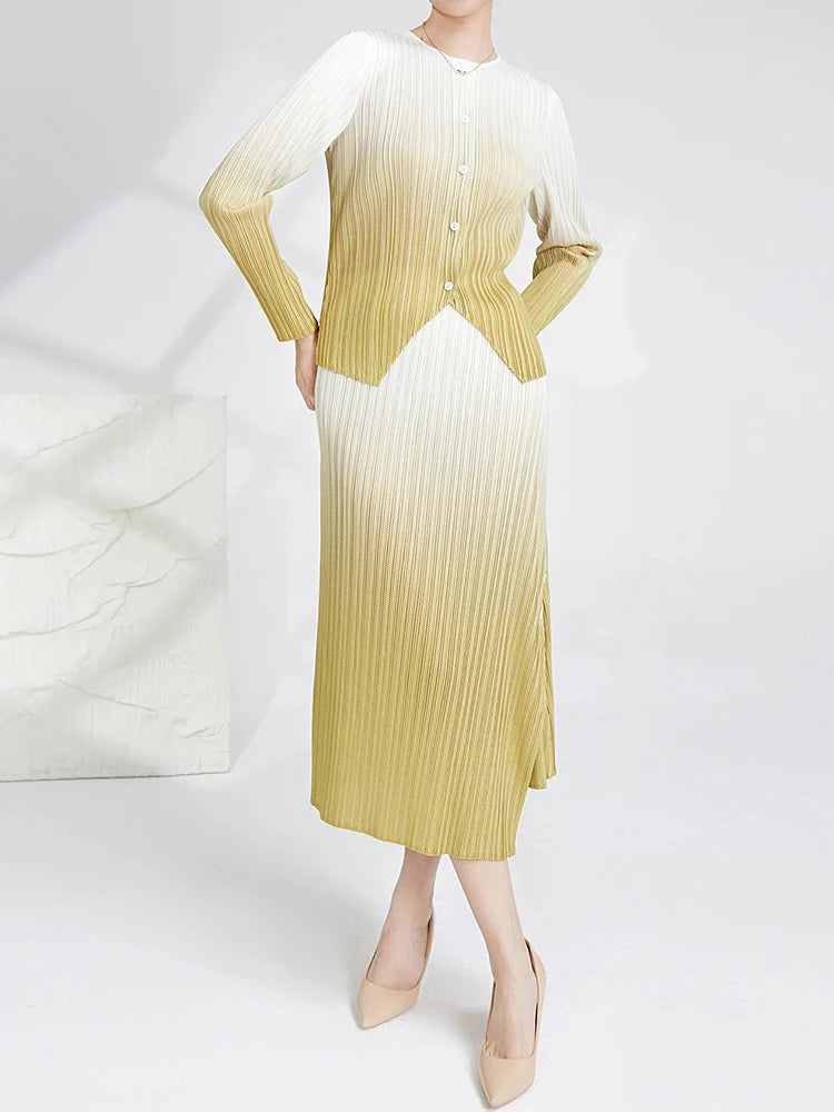 Women Split Top Pleat Style Gradient Color Irregular Summer Casual Half-body Skirt